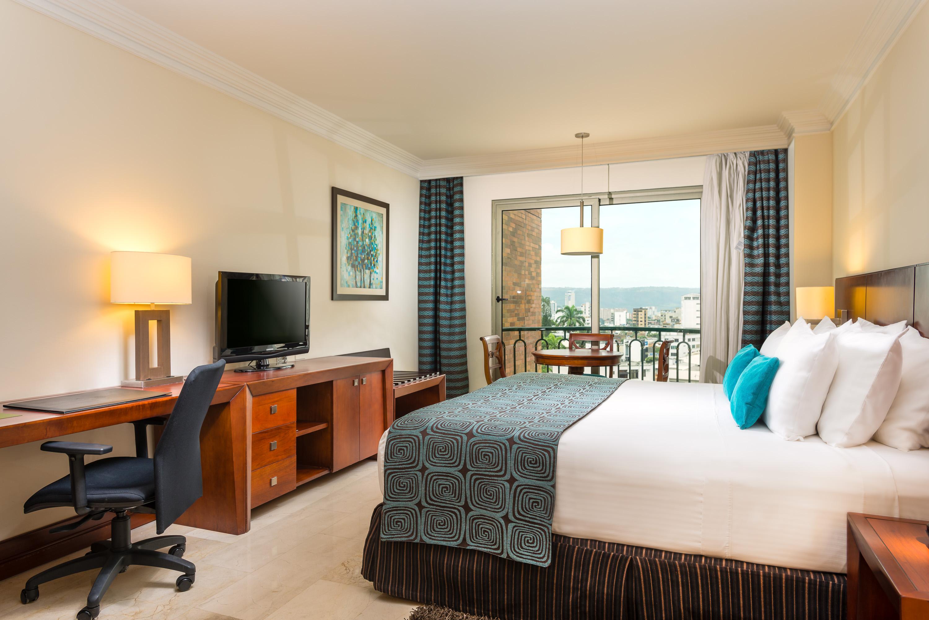 布卡拉曼加丹恩卡尔顿酒店 外观 照片 A room at the Hilton Tel Aviv