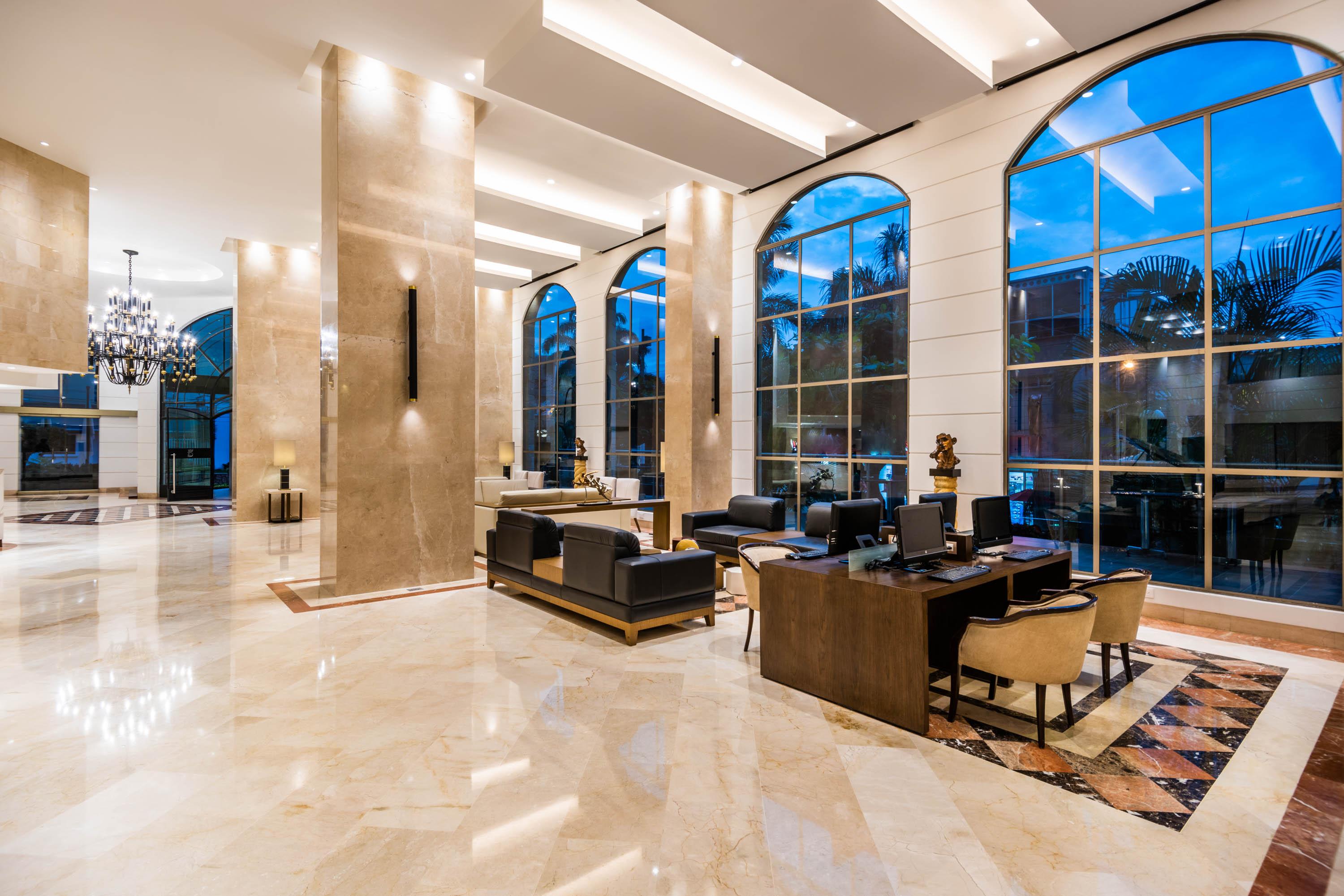 布卡拉曼加丹恩卡尔顿酒店 外观 照片 Lobby