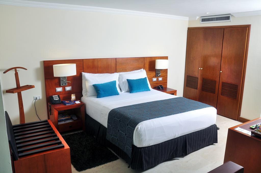 布卡拉曼加丹恩卡尔顿酒店 外观 照片 A room at the hotel